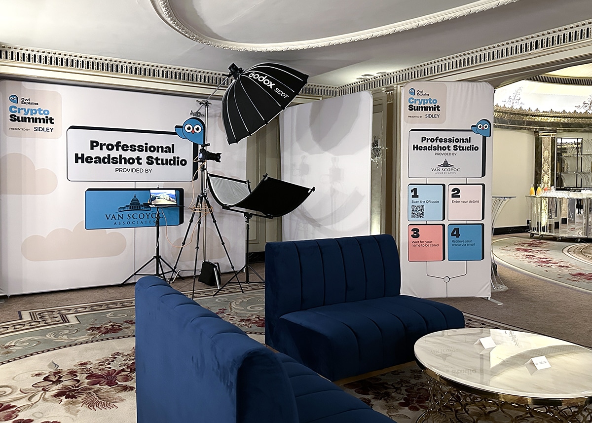 Morningstar Investment Conference Headshot Booth